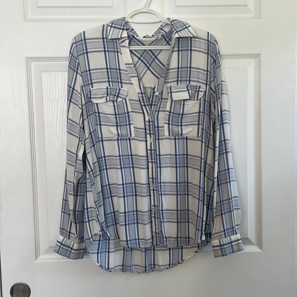 AVLN Studio - Clarion Two Pocket Top | M | light blue